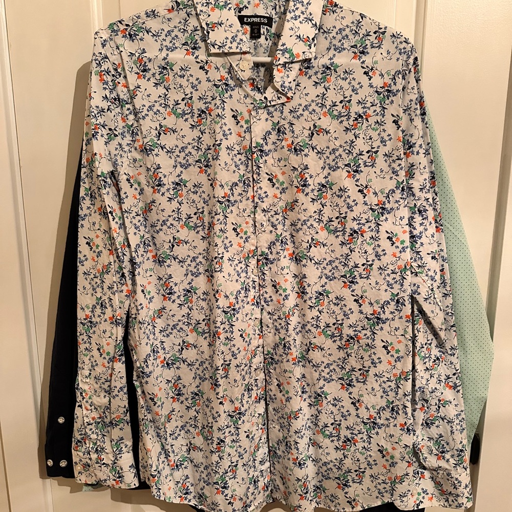 Express Men's Floral Dress Shirt - Blue and White